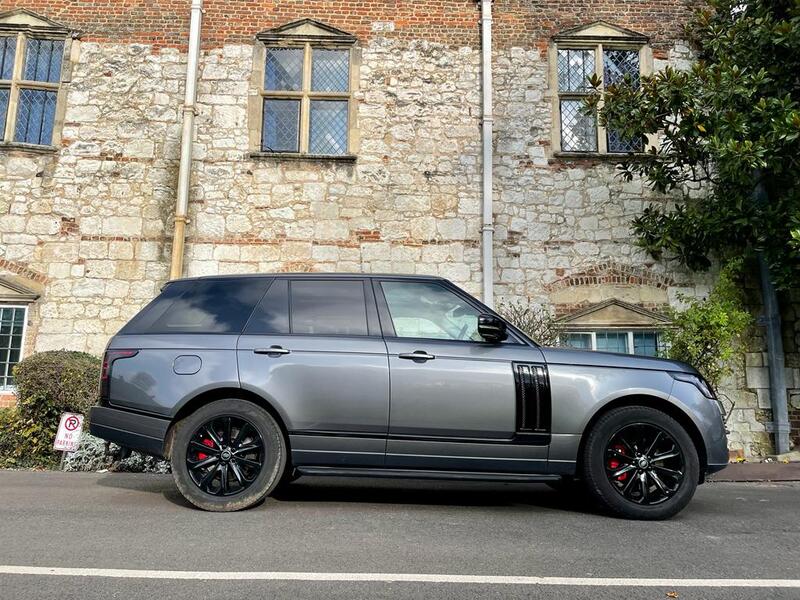 LAND ROVER RANGE ROVER