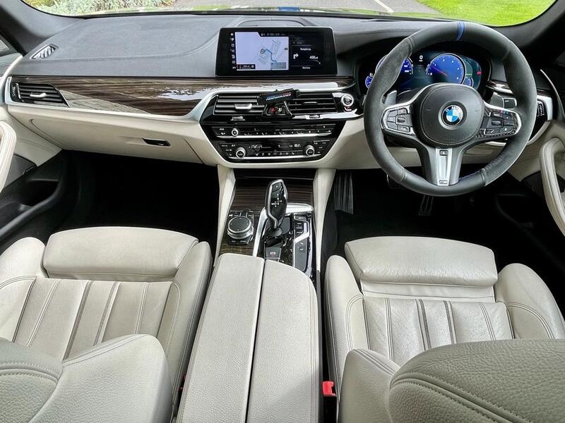 BMW 5 SERIES