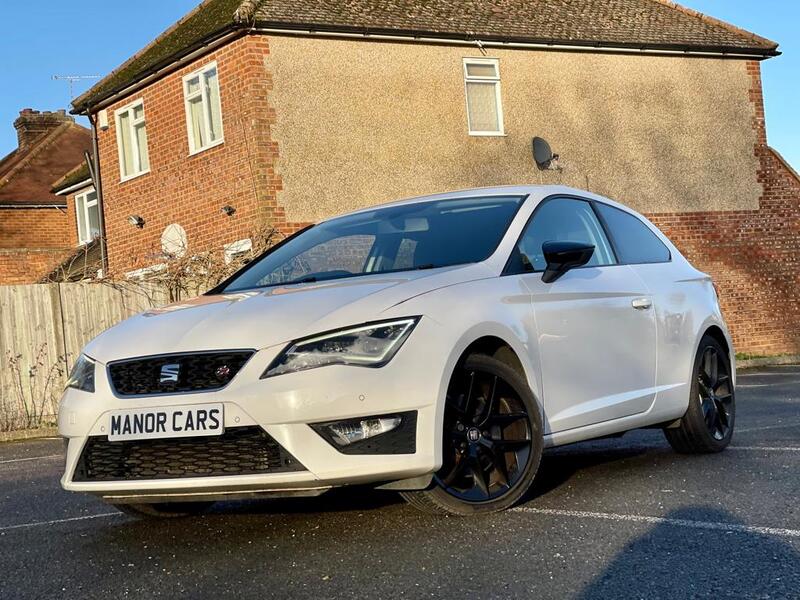 View SEAT LEON 2015 SEAT LEON FR 2.0 TDI FR TECHNOLOGY DSG AUTO 184 BHP COUPE WHITE