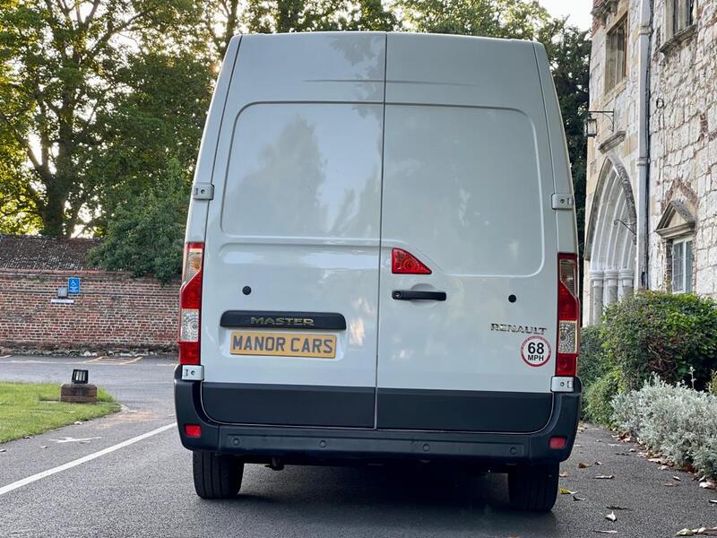 RENAULT MASTER
