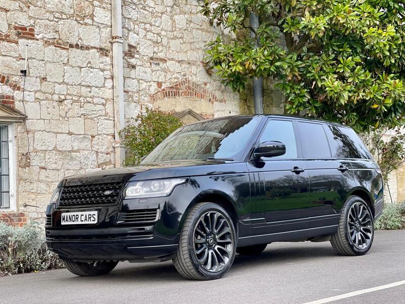 View LAND ROVER RANGE ROVER 2015 15 RANGE ROVER VOGUE 3.0 TDV6 AUTO DIESEL ** HUGE SPEC ** PAN ROOF + 22S    ** NOW SOLD **