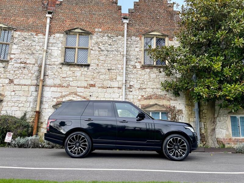 LAND ROVER RANGE ROVER
