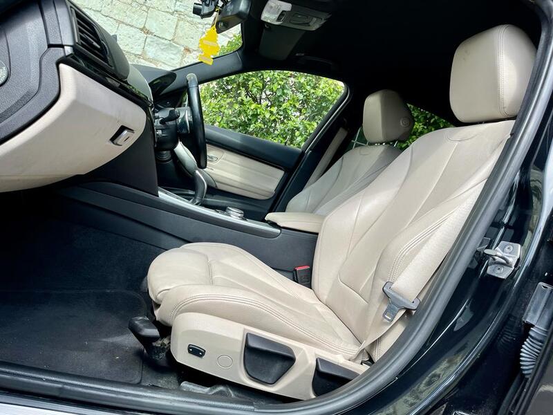 BMW 3 SERIES