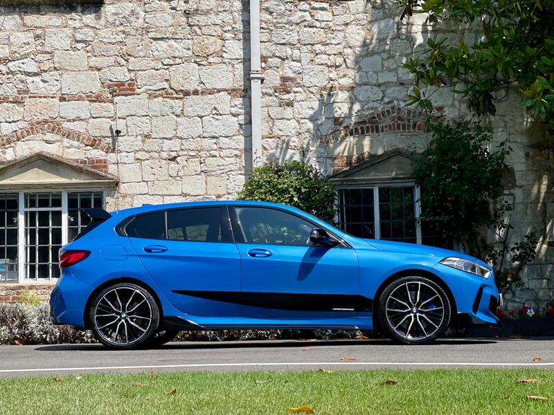 BMW 1 SERIES