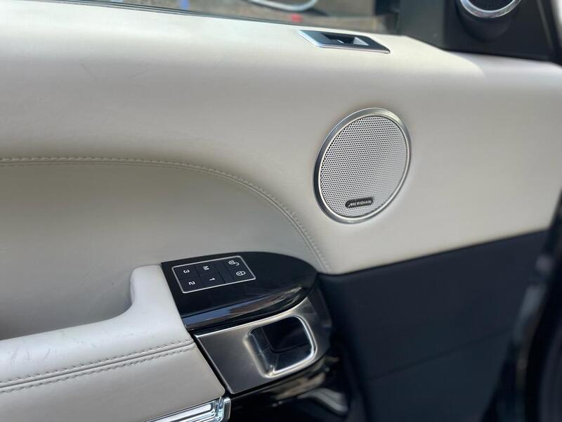 LAND ROVER RANGE ROVER