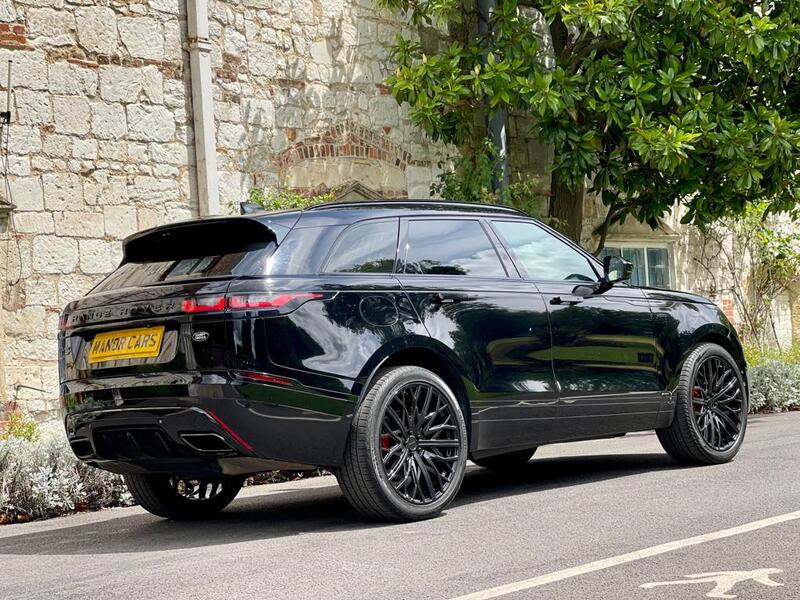 LAND ROVER RANGE ROVER VELAR