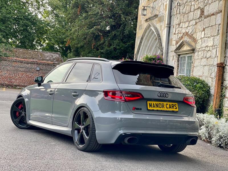 AUDI RS3