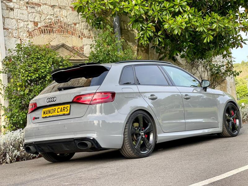 AUDI RS3