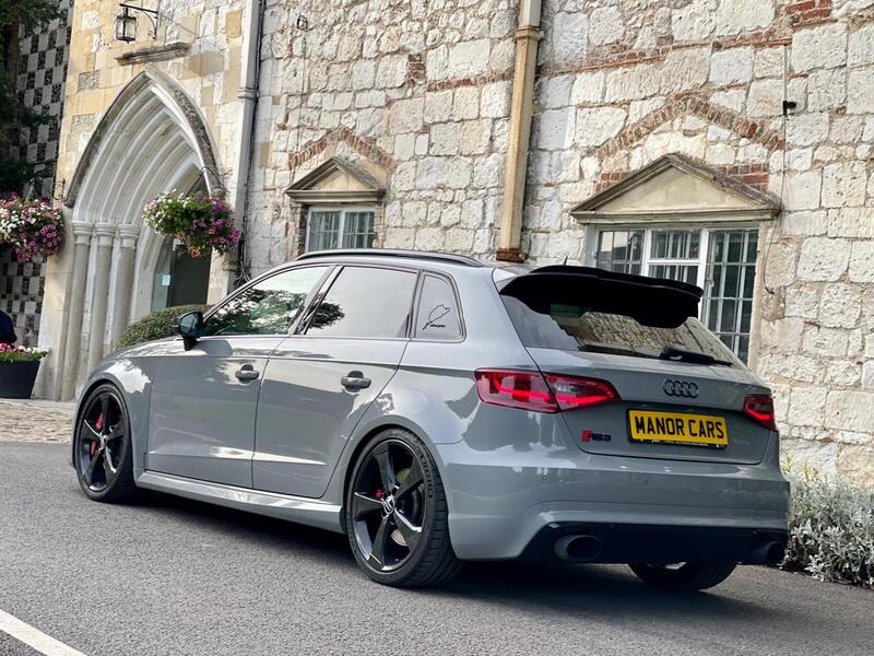 AUDI RS3