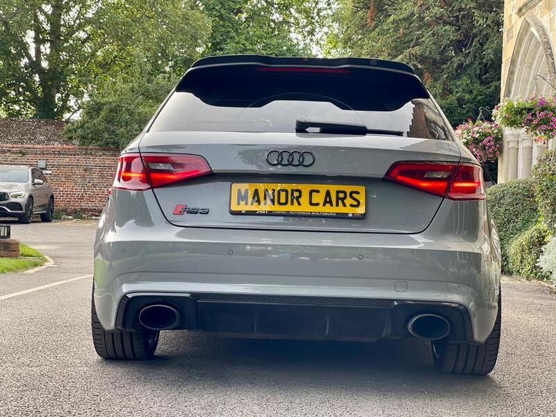 AUDI RS3