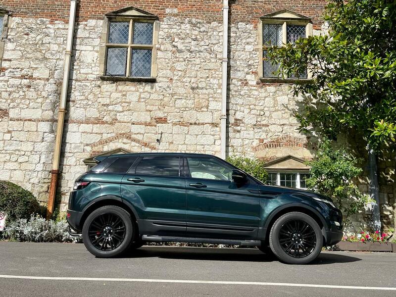 LAND ROVER RANGE ROVER EVOQUE