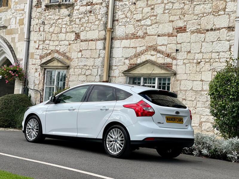 FORD FOCUS